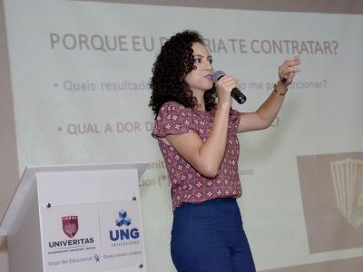 UNIVERITAS/UNG realiza palestra sobre consultoria em serviços alimentares